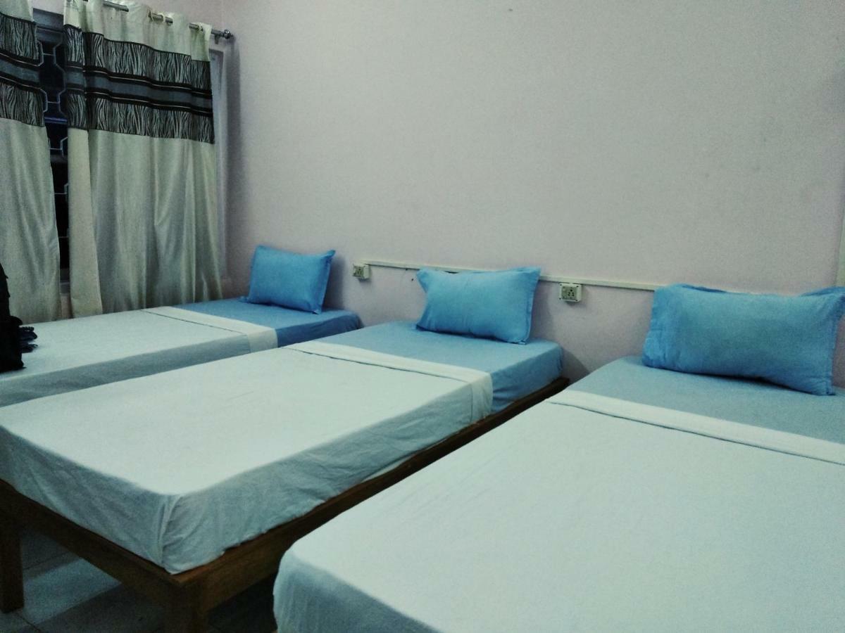 Gibbon Backpackers Hostel Гувахати Екстериор снимка